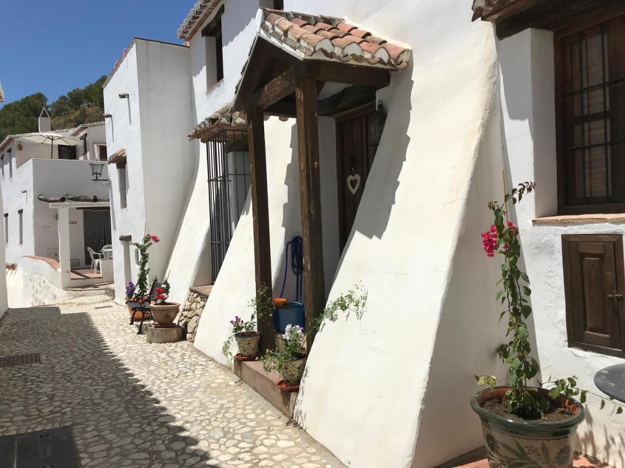 B&B The Lost Village El Acebuchal Frigiliana Εξωτερικό φωτογραφία